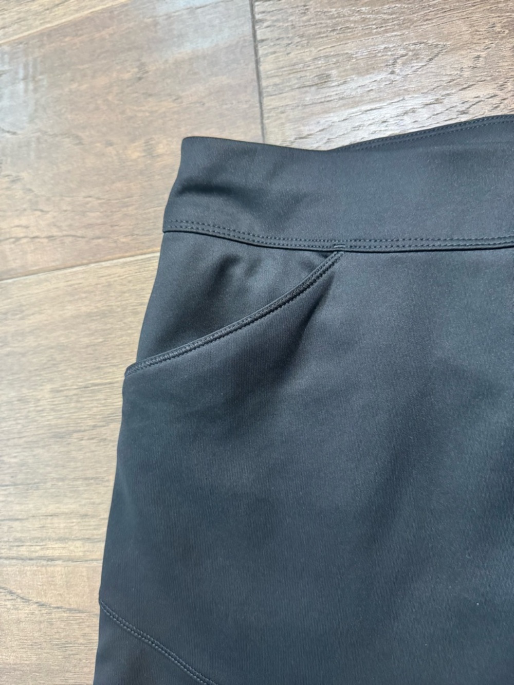 Adidas Women's Black Athletic Golf Tennis Skort Skirt with Ruffles - Picture 5 of 9